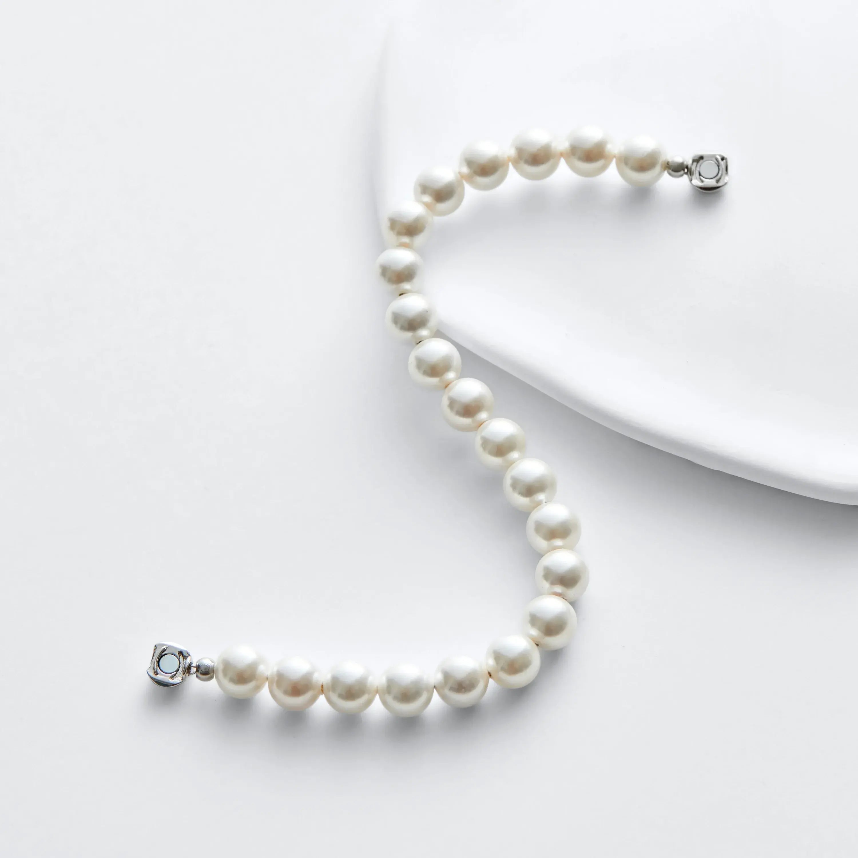Natural Pearl Magnetic Clasp Bracelet