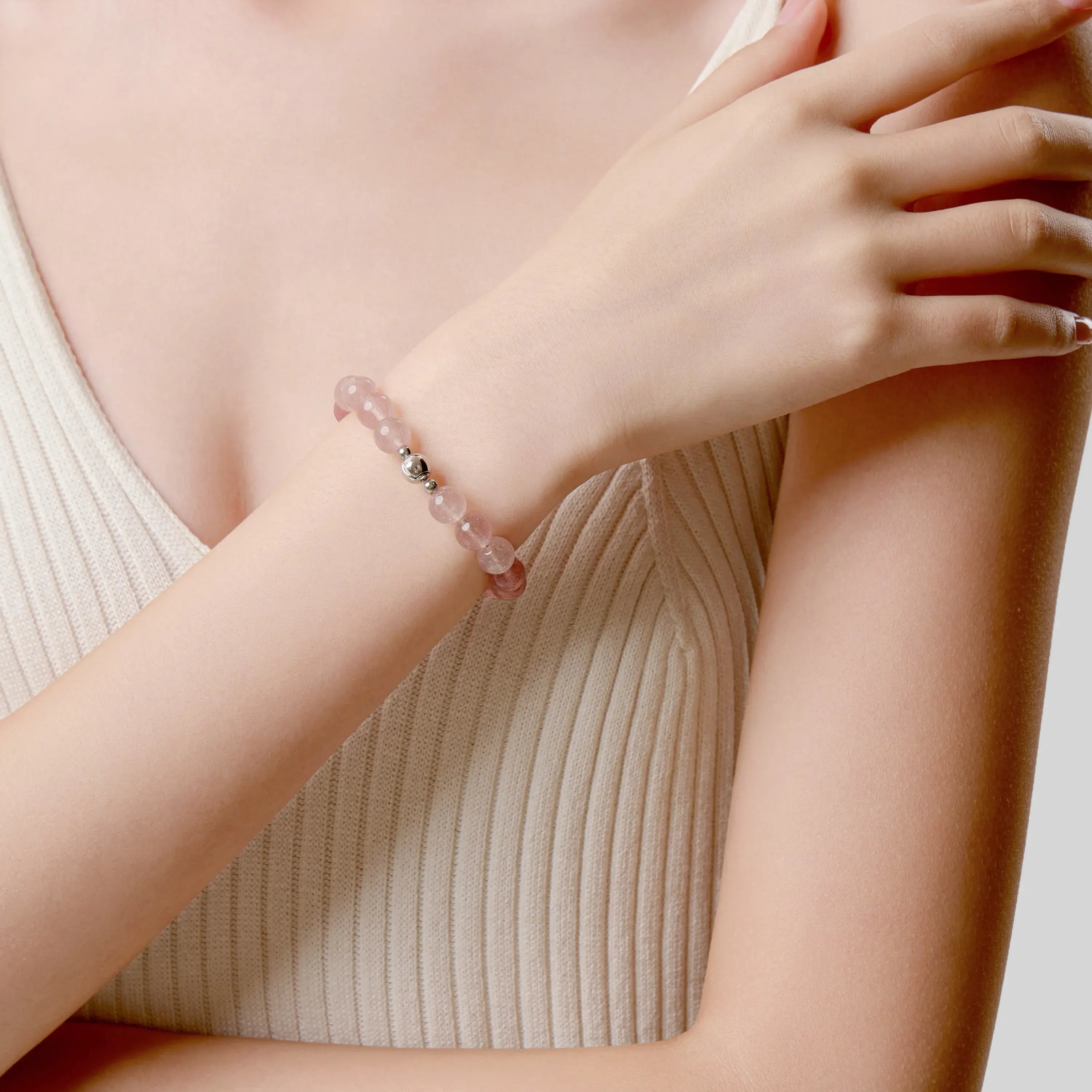 Gradient Strawberry Quartz Magnetic Clasp Bracelet