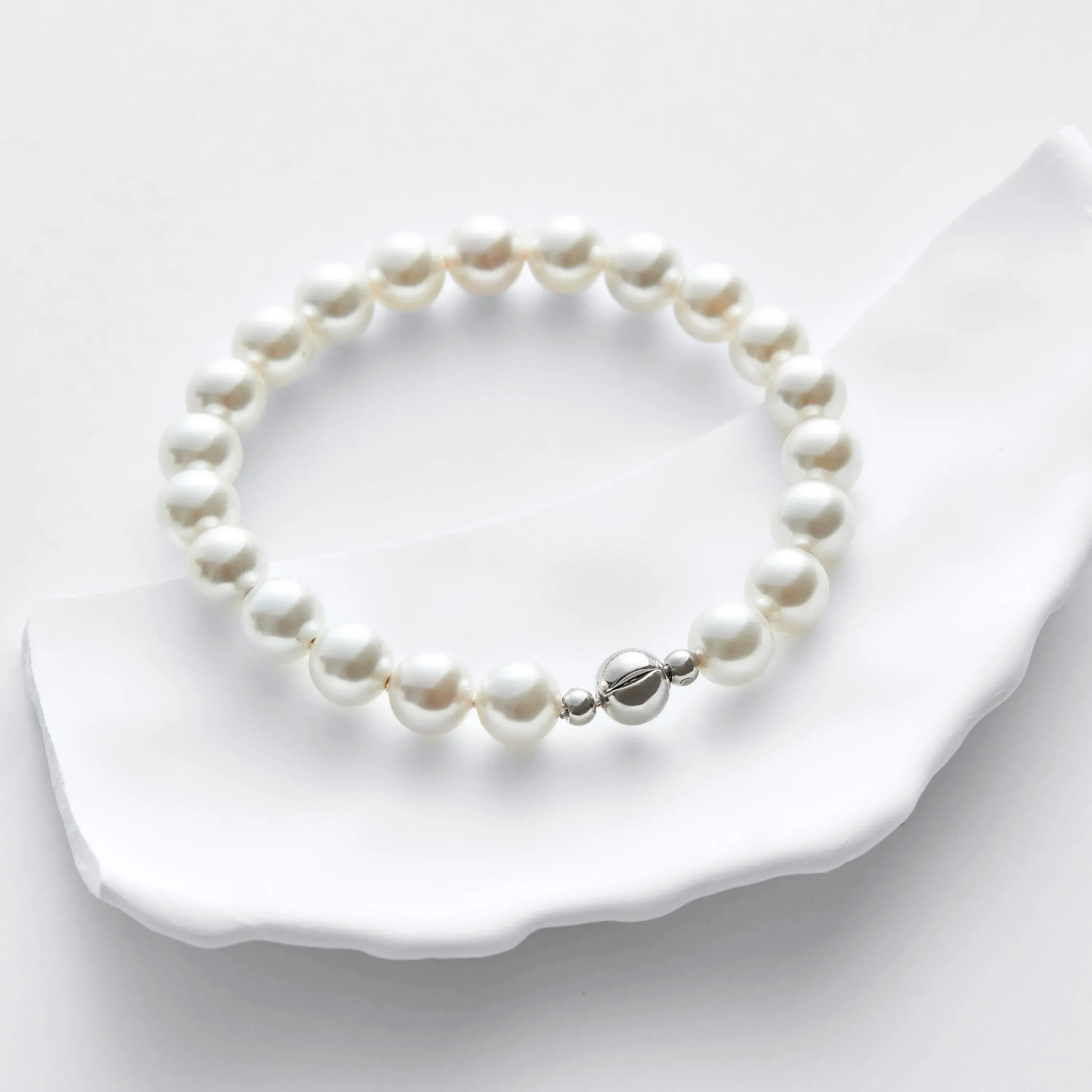 Natural Pearl Magnetic Clasp Bracelet
