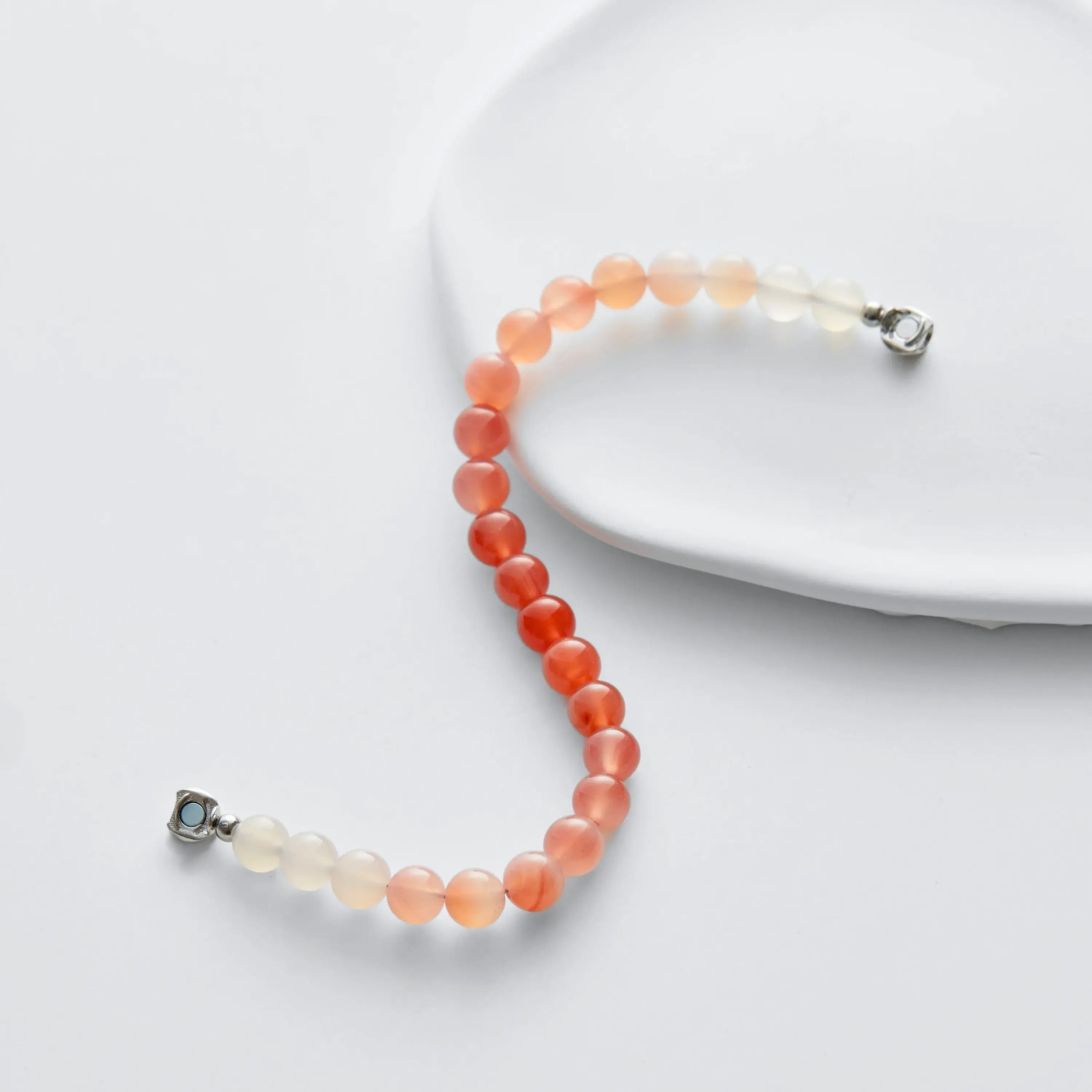 Gradient Red Agate Magnetic Clasp Bracelet